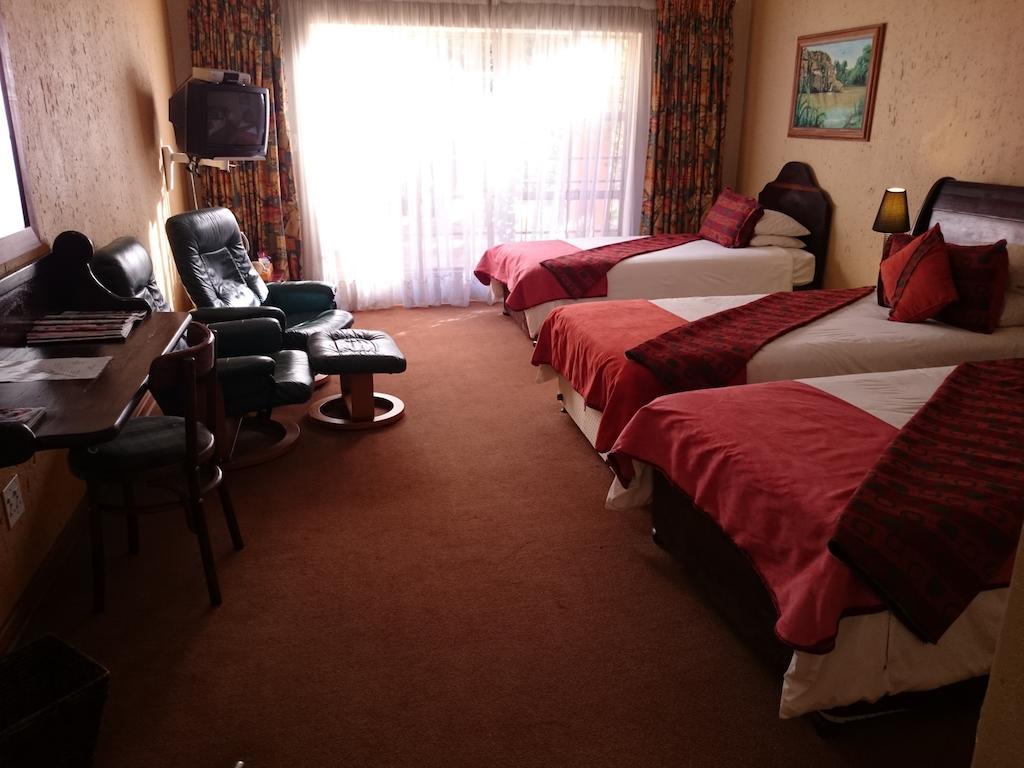Hornbill Lodge Magaliesburg Room photo